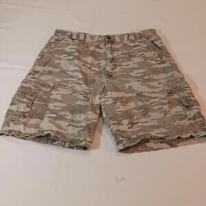 Walls Men's Cotton Blend Brown Camo Cargo Shorts Measured Size (36×10)